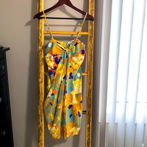 Brand new bright 100% silk Diane von Furstenberg